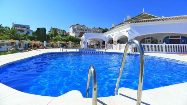 Hotel Bajamar Ancladero Playa Nerja Exterior photo